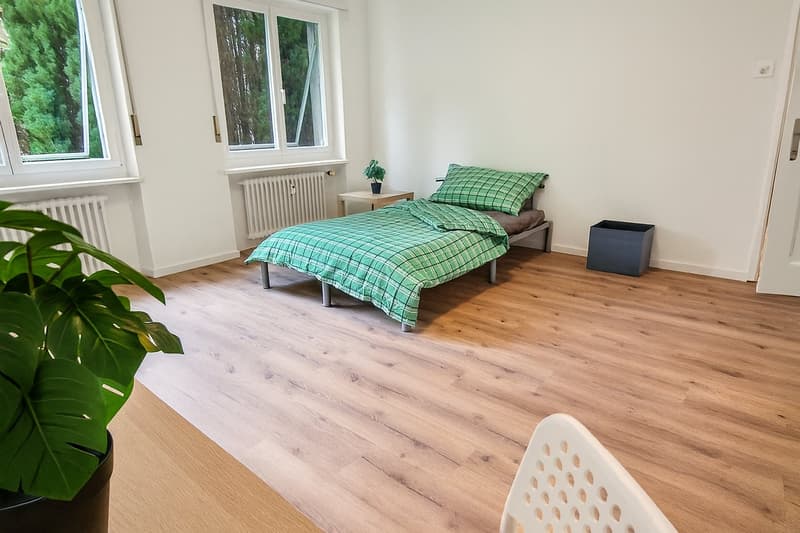 Zentral gelegenes Zimmer | modern möbliert (1)