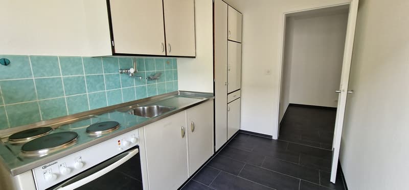Attraktive 2.5 Zimmer Wohnung | modern & bezugsbereit (6)