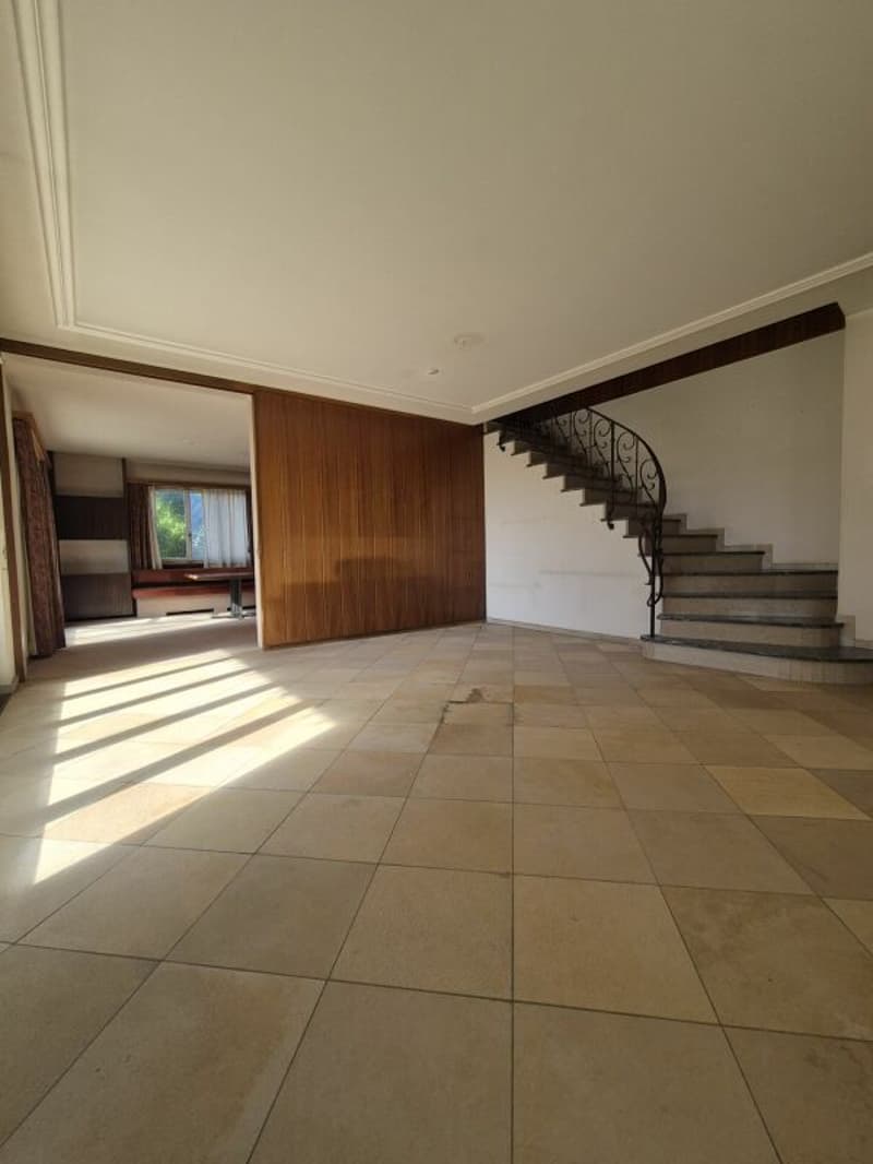 9.5 Room Villa with lots of charm (3)