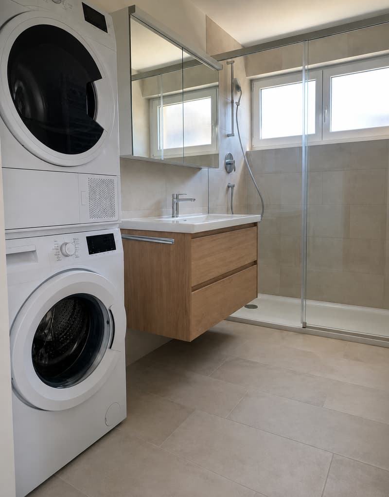 Idyllische 4.5-Zimmer-Wohnung mit Balkon in Pfäffikon ZH (4)