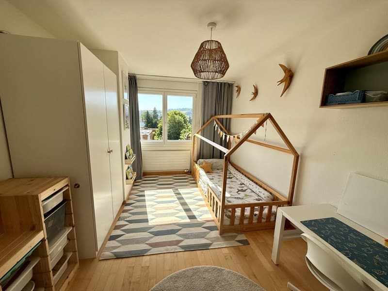 Charmantes 5½-Zimmer-Reihenfamilienhaus am Waldrand  möbliert, sofort bezugsbereit (7)