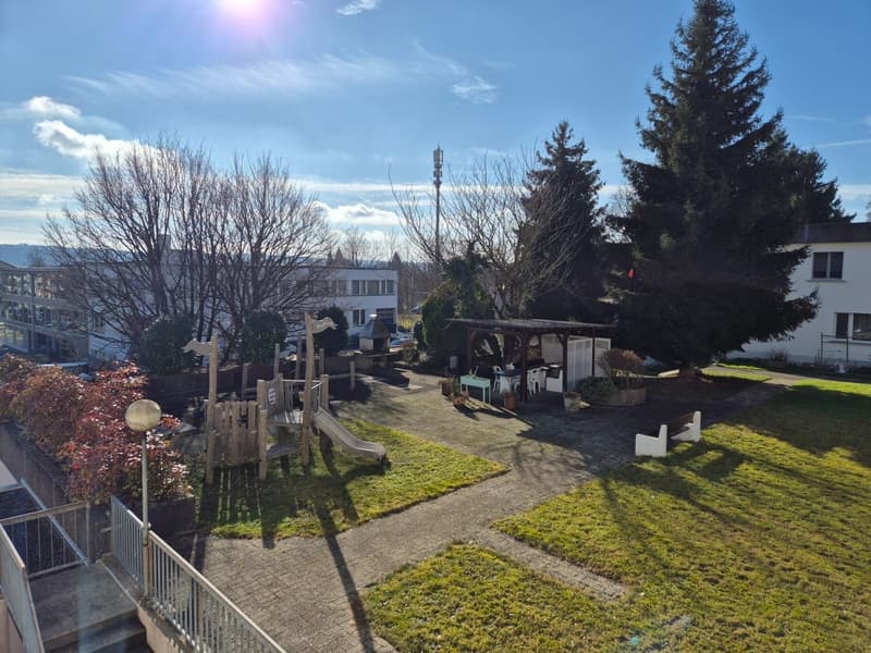 Beautiful 6-room apartment in Bellach (2)