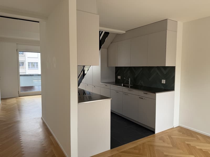 Duplex di 3,5 locali mansardato presso Schmiede Wiedikon (2)