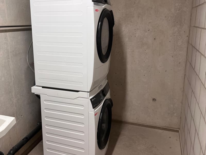 Construction neuve - Première occupation d'une maison de rangée de 6 pièces avec jardin (12)