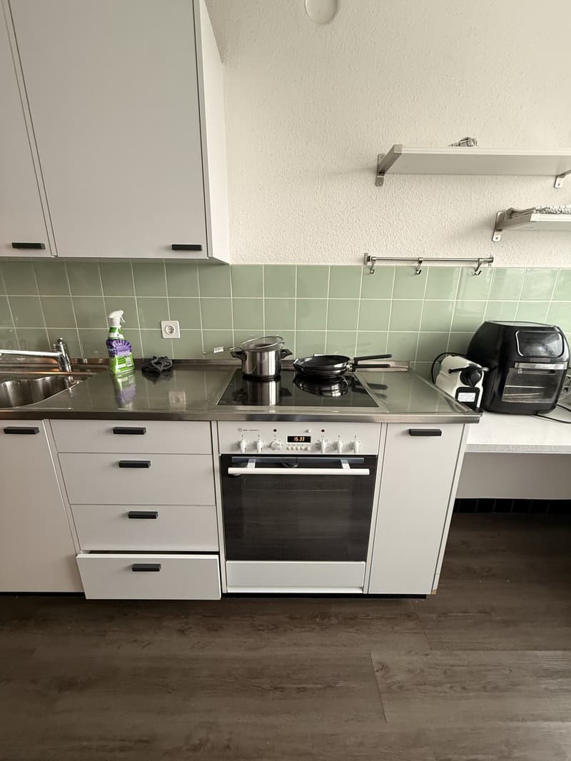 Cozy room in Zurich City (6)