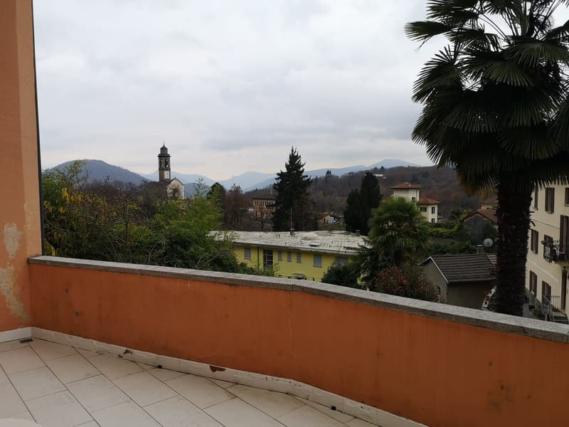 Helle, ruhige Wohnung mit Aussichtslage (7)