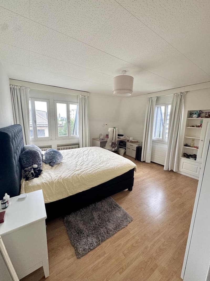 Appartement de 3,5 pièces en étage supérieur, meublé, à Hegibachplatz (Seefeld) en sous-location Aug-Jan (6)
