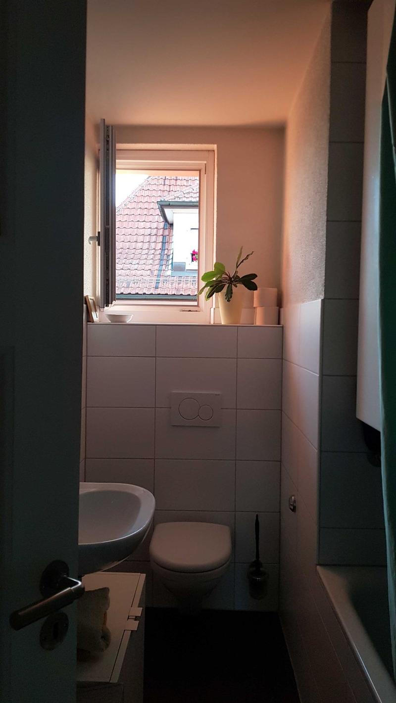 Ampio e luminoso appartamento di 3,5 locali con balcone a Stöckacker (5)