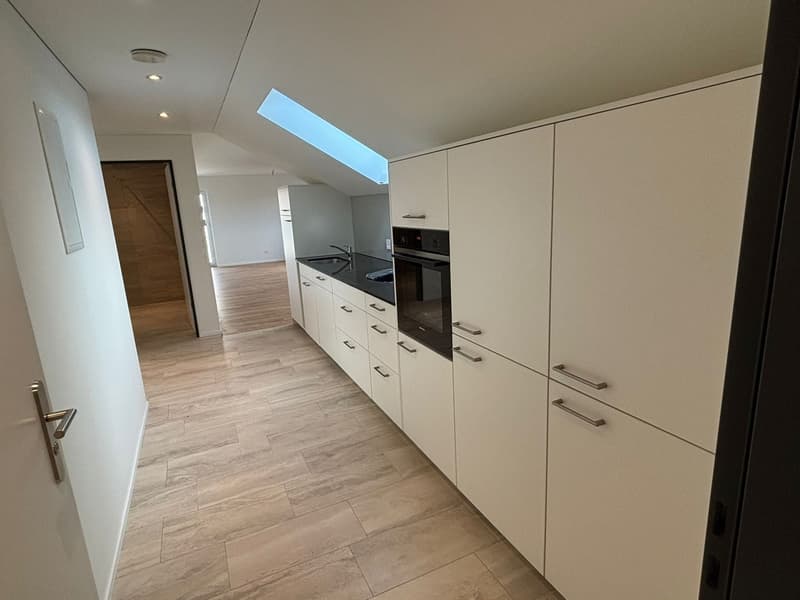 Appartement 3.5 pièces, moderne, lumineux et élégant à Mülligen (1)