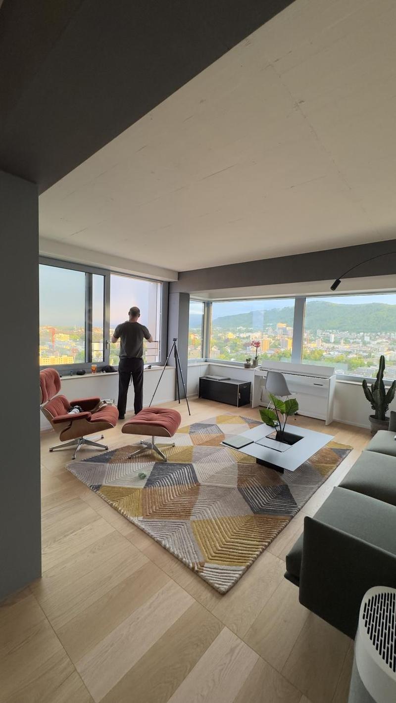 Appartamento 2,5 locali a piano alto, vista aperta sulla città e Uetliberg (7)