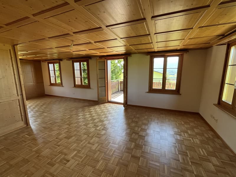 Appartement charmant de 4,5 pièces avec vue idyllique dans un cadre verdoyant (2)
