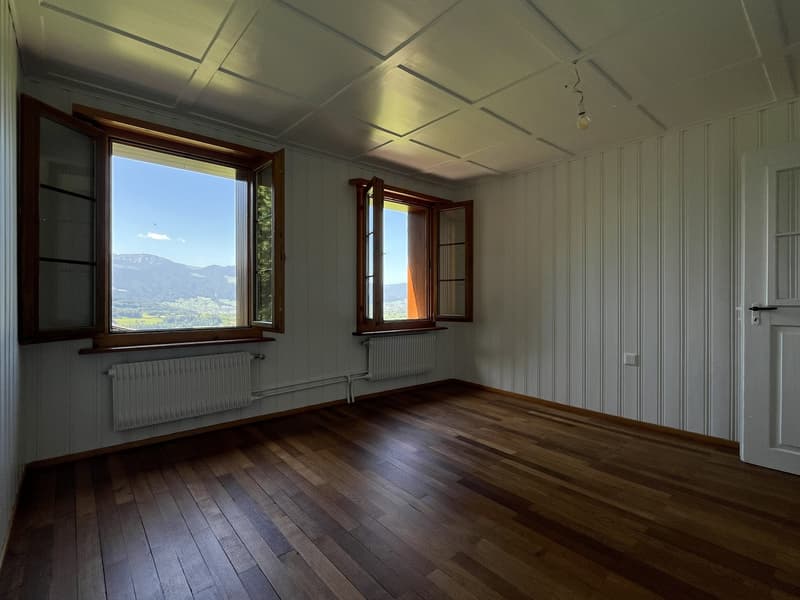 Appartement charmant de 4,5 pièces avec vue idyllique dans un cadre verdoyant (8)
