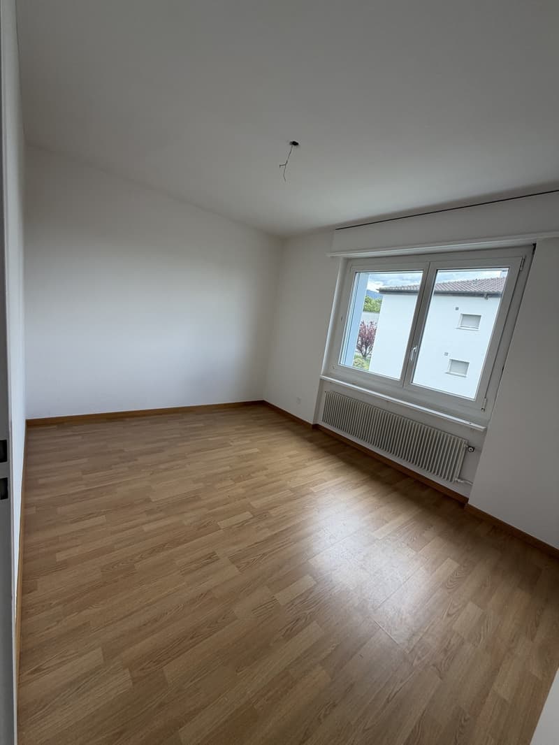 Cucina ristrutturata e bella vista, appartamento 3 locali spazioso al 2° piano (5)