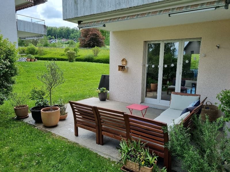 Appartement lumineux 4.5 pièces avec 2 places de garage, salle de loisirs et jardin à Thalwil (10)