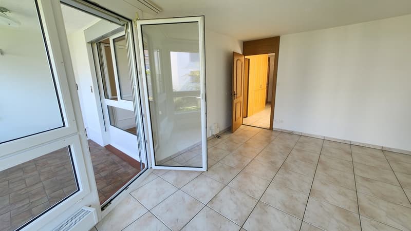 Appartamento luminoso di 4,5 locali in un quartiere tranquillo e familiare (4)