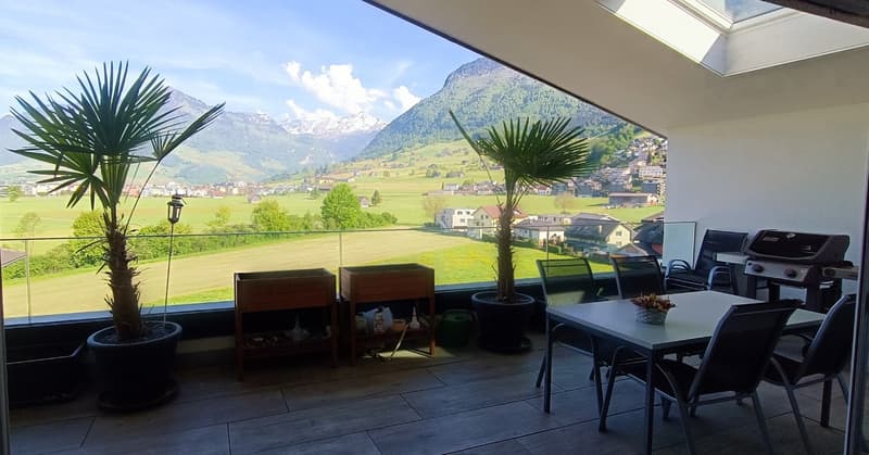 Appartement mansardé meublé avec cuisine spacieuse, deux terrasses et vue sur les montagnes à durée limitée (Stans) (6)