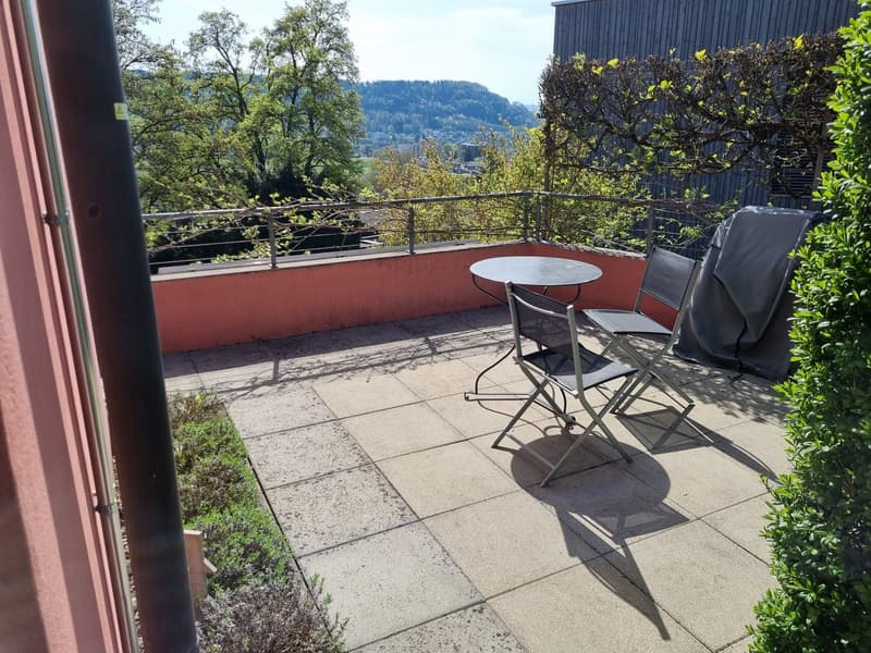 Stylish 3-room apartment in a green area with two garden seats for singles or couples (6)
