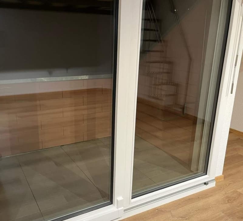 In affitto: Appartamento moderno 2.5 locali con balcone e galleria a Biglen (6)