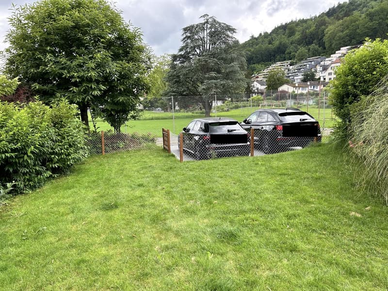 Exklusives, freistehendes Einfamilienhaus im Hochparterre mit grossem Garten in Brugg (7)