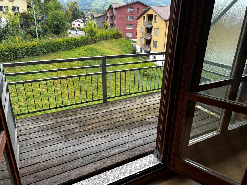 Appartement 1.5 pièces avec balcon et salle de bain (6)