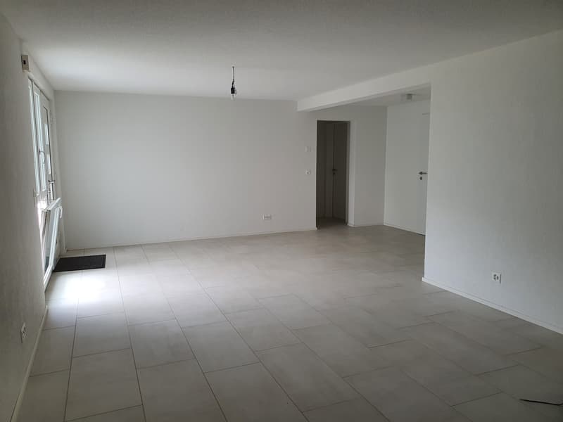 4.5 room apartment with garden and parking space CHF1930 incl. additional costs (7)