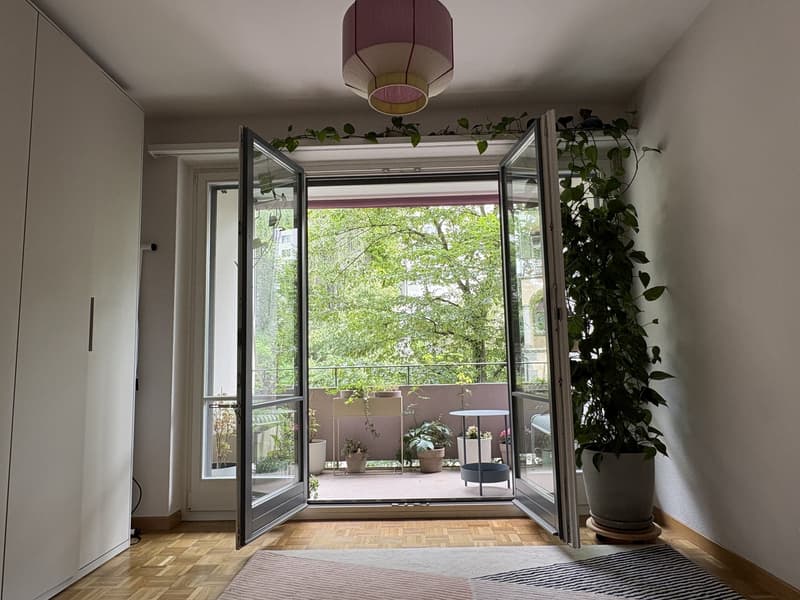 Appartement spacieux de 78 m² meublé avec bureau à domicile, à quelques pas de l'ETH, de l'Université et du centre-ville de Zurich (2)
