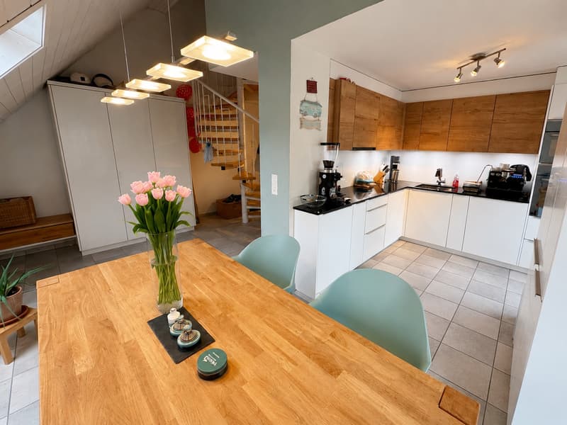 Charmante Maisonnette Appartement (118m2) avec Cheminée et deux Balcons (1)