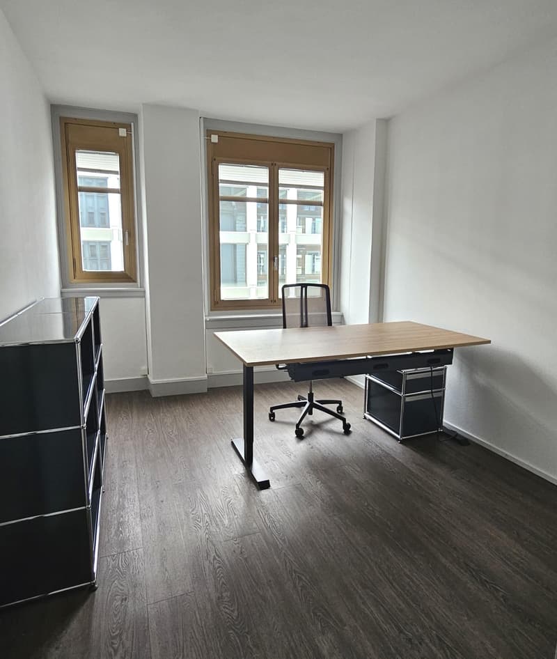 Bureau meublé en lieu central à Stampfenbachplatz (1)