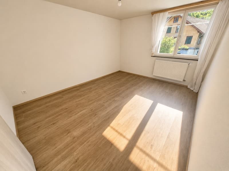 Modernes Wohlfühlen in Lütisburg Frisch renovierte 4.5-Zimmer-Wohnung (7)