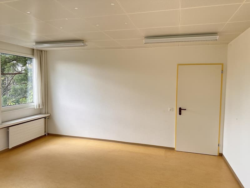 Büro-/Gewerberäume unterschiedlicher Grösse an guter Lage in Zumikon (6)