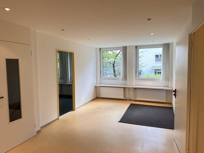 Büro-/Gewerberäume unterschiedlicher Grösse an guter Lage in Zumikon (10)