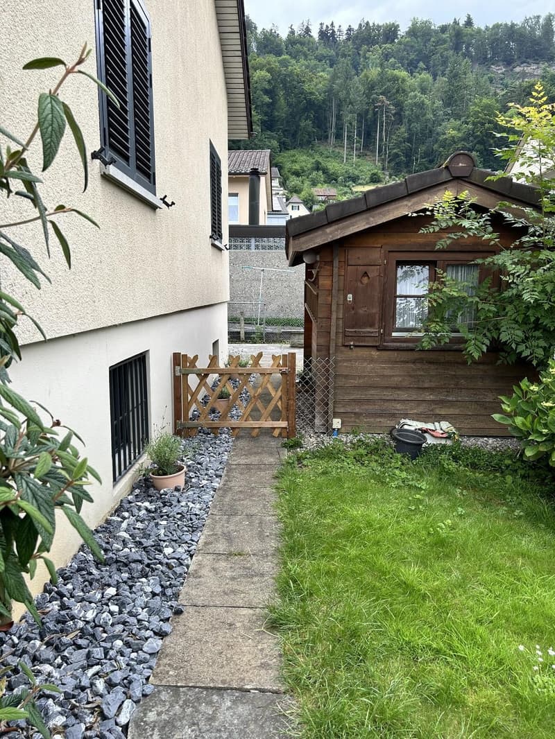 Exclusive, detached single-family house on the high ground floor with a large garden in Brugg (9)