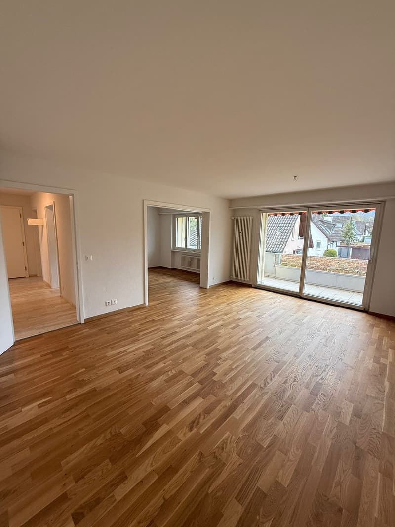 Ruhige, renovierte 3.5ZimmerWohnung mit Balkon im Grünen von Therwil (1)