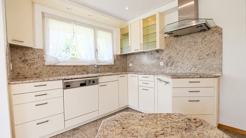 Maison individuelle de 4,5 pièces avec grand jardin (7)