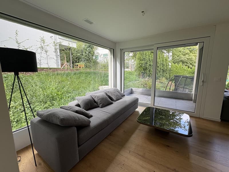 Helle, Moderne 4.5-Zimmer-Wohnung in Zürich Witikon (4)