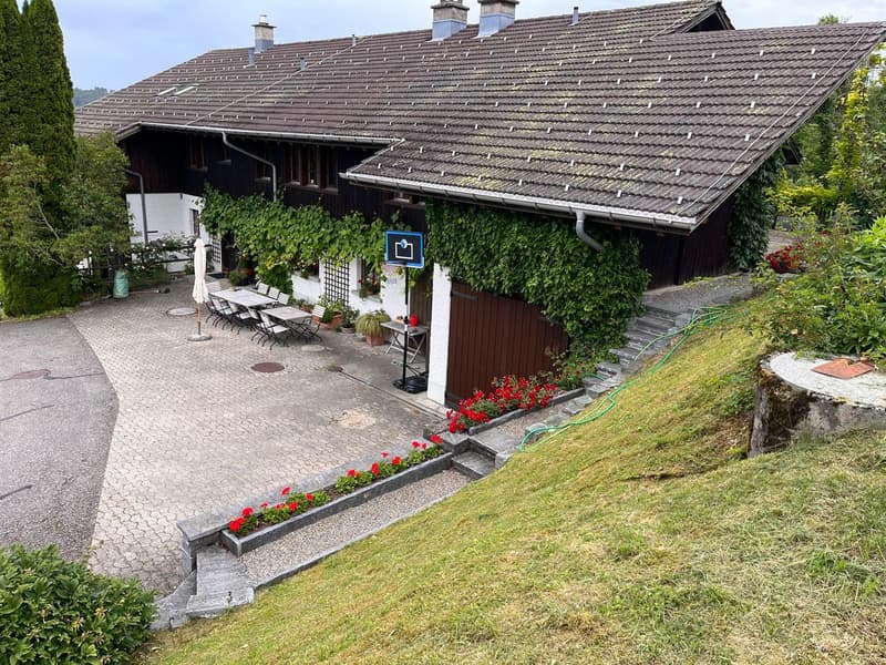 6-room house, in a wonderful environment with a far-reaching view (2)
