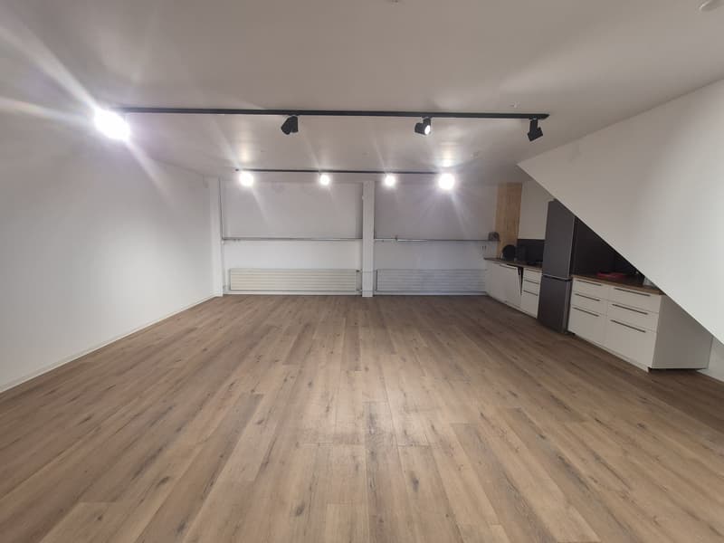 Büro und Küche