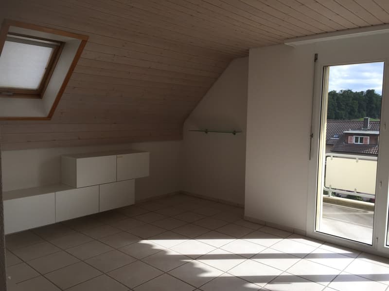 Schöne 3.5-Zimmerwohnung im 2. Obergeschoss an ruhiger Lage (5)
