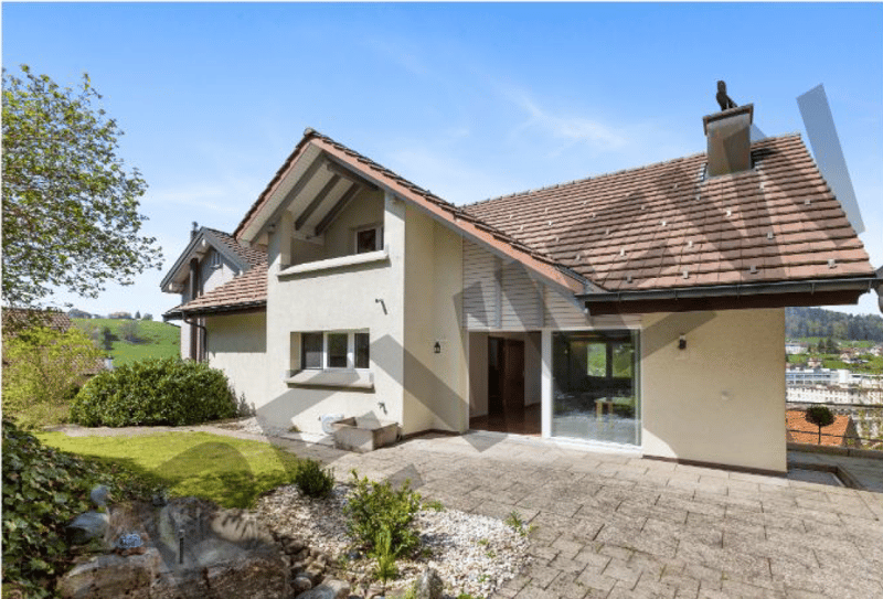 Grosszügiges 6.5-Zimmer-Einfamilienhaus mit Cheminée, Garten und direktem Garagenzugang in Herisau (7)