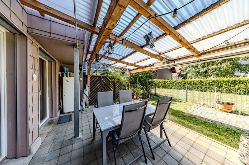 Grosszügige 4½-Zimmer-Maisonettewohnung mit Garten in Heimberg (5)