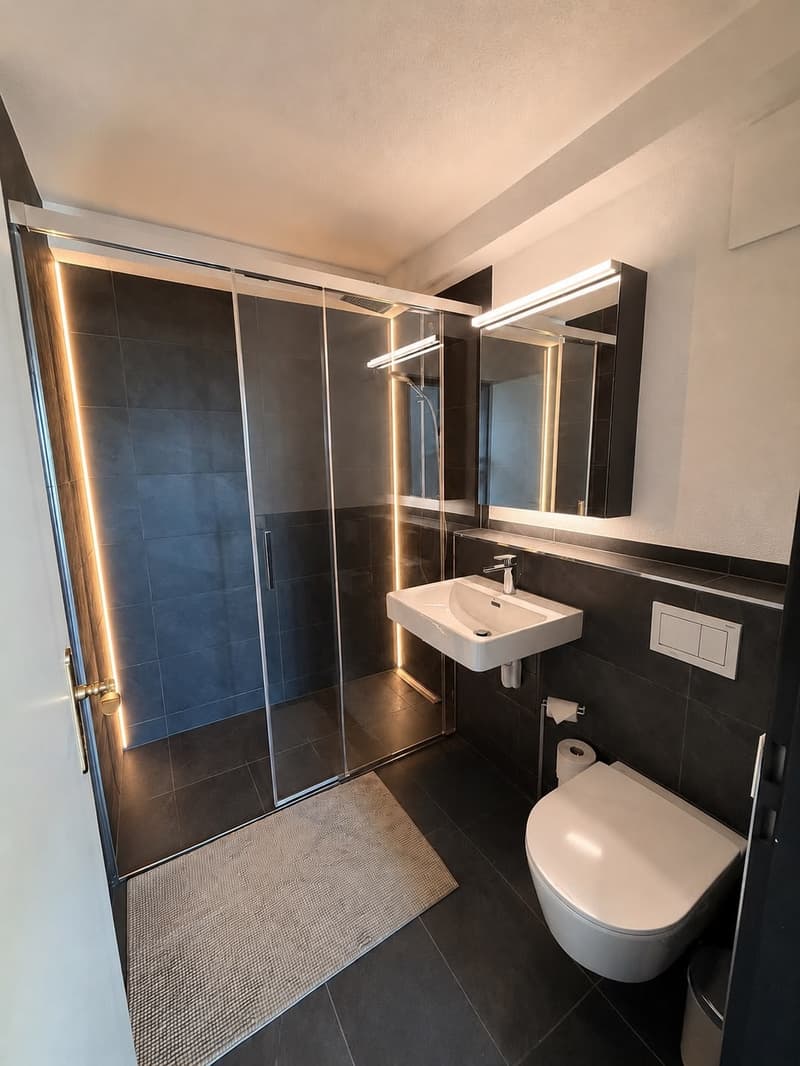 Exklusive 5.5-Zimmer-Terrassenhaus mit Panorama-Aussicht & Wellness (4)