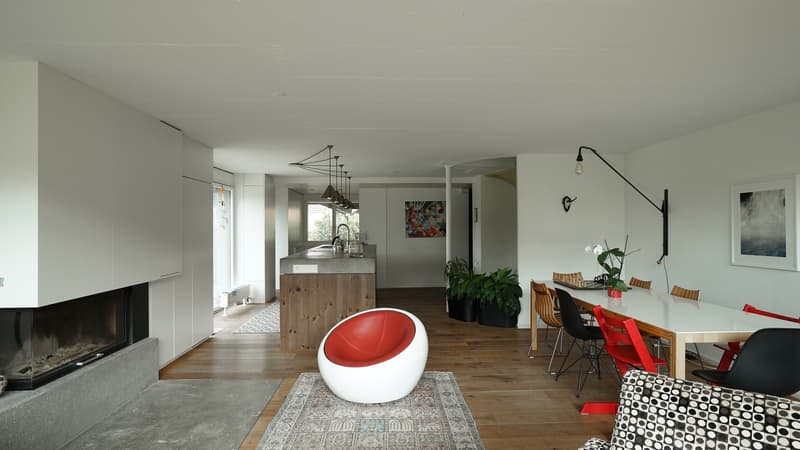 Wertvolles 5.5-Zimmer Haus mit Garten (2)