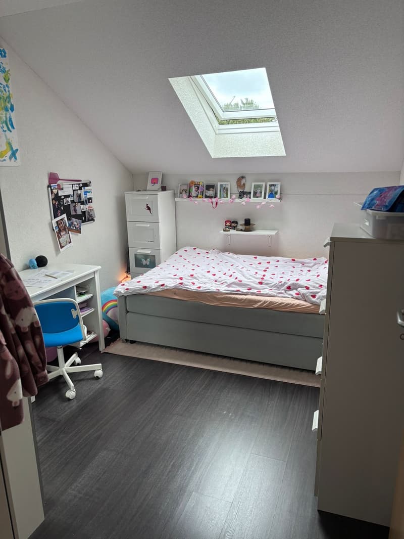 Helle 4.5-Zimmer-Wohnung am Waldrand ruhig, familienfreundlich & zentral (5)