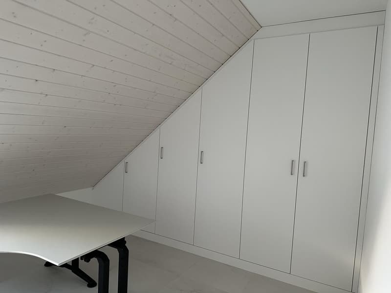 3 1/2 Dachwohnung mit zusätzlichem Raum (10)
