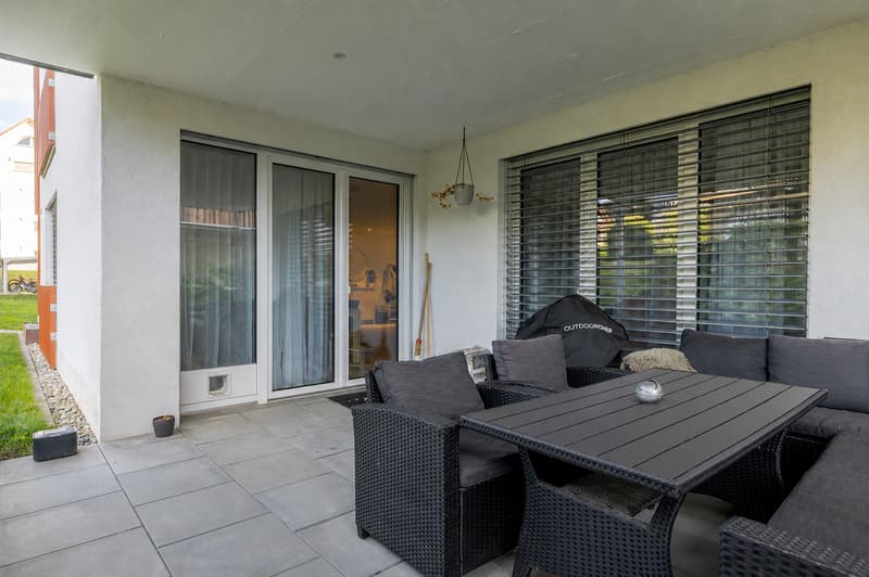 Moderne 3.5-Zimmerwohnung mit Sitzplatz in Bubikon (12)