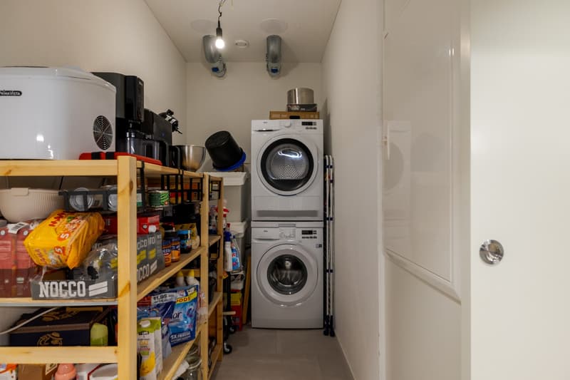 Moderne 3.5-Zimmerwohnung mit Sitzplatz in Bubikon (6)