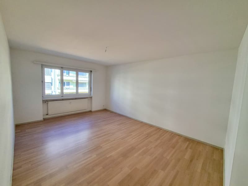 Erstvermietung: 107 m² auf 3.5 Zimmer am Zolli komplett renoviert, 2 Balkone und Wintergarten (5)