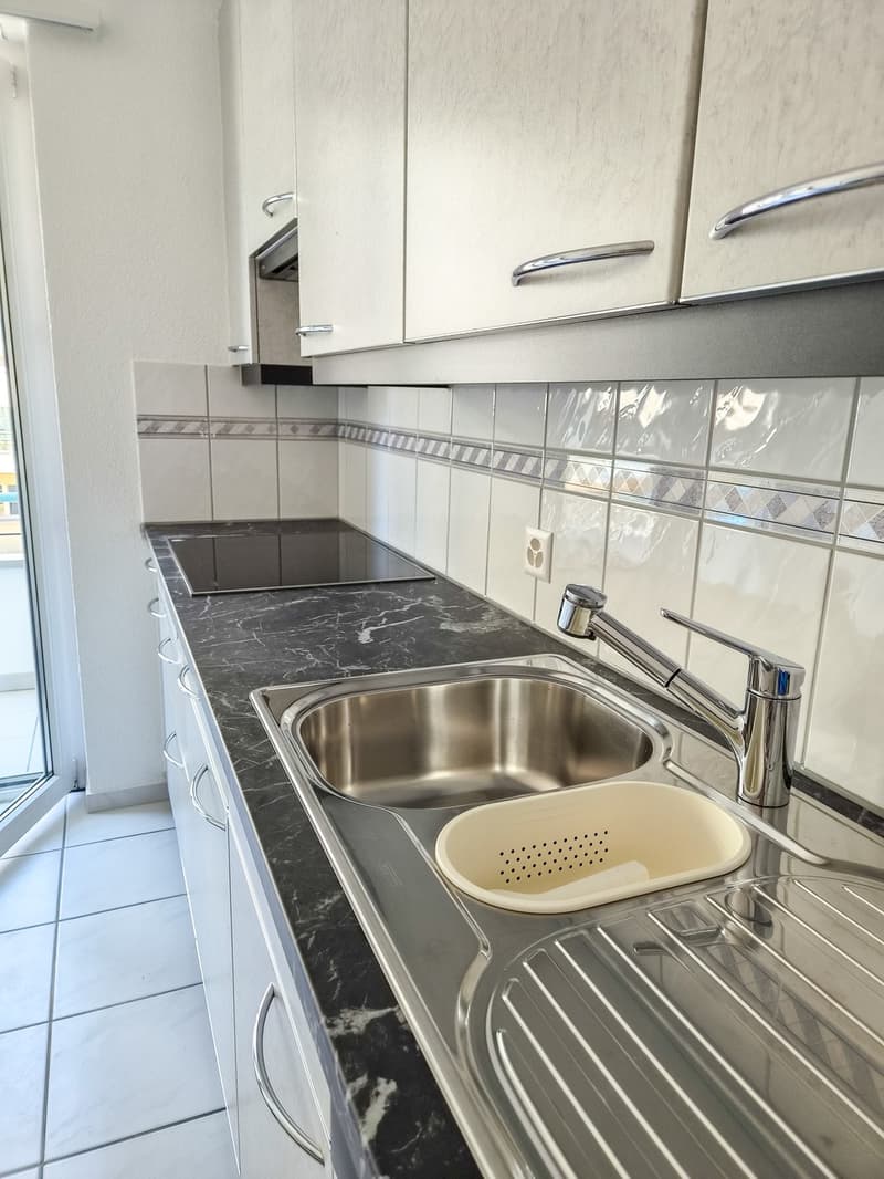 Erstvermietung: 107 m² auf 3.5 Zimmer am Zolli komplett renoviert, 2 Balkone und Wintergarten (12)