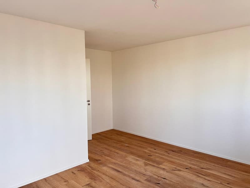 Neubau Erstbezug - Hochwertiges 6 Zimmer Reihenhaus mit Garten (6)