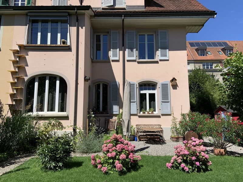 Helle 3,5-Zimmer Altbauwohnung mit Galerie und Garten in der hinteren Länggasse (12)